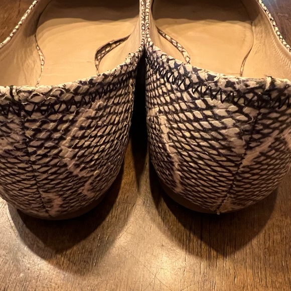 Tory Burch snake skin flats - Picture 4 of 5